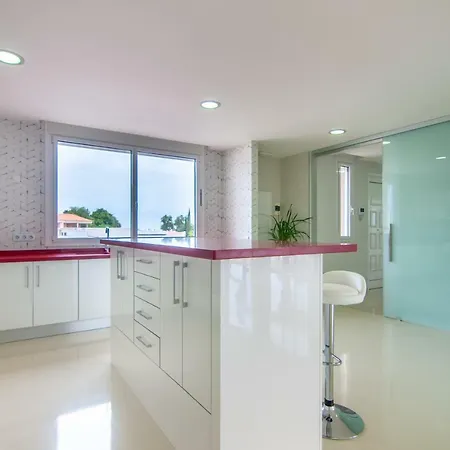 Luxury Paraiso