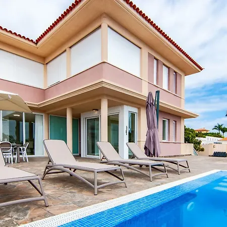 Villa Luxury Paraiso *
