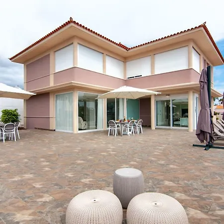 Luxury Paraiso *