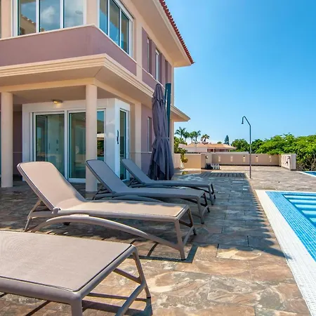 Luxury Paraiso Vila