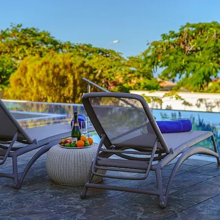 Vila Luxury Paraiso *